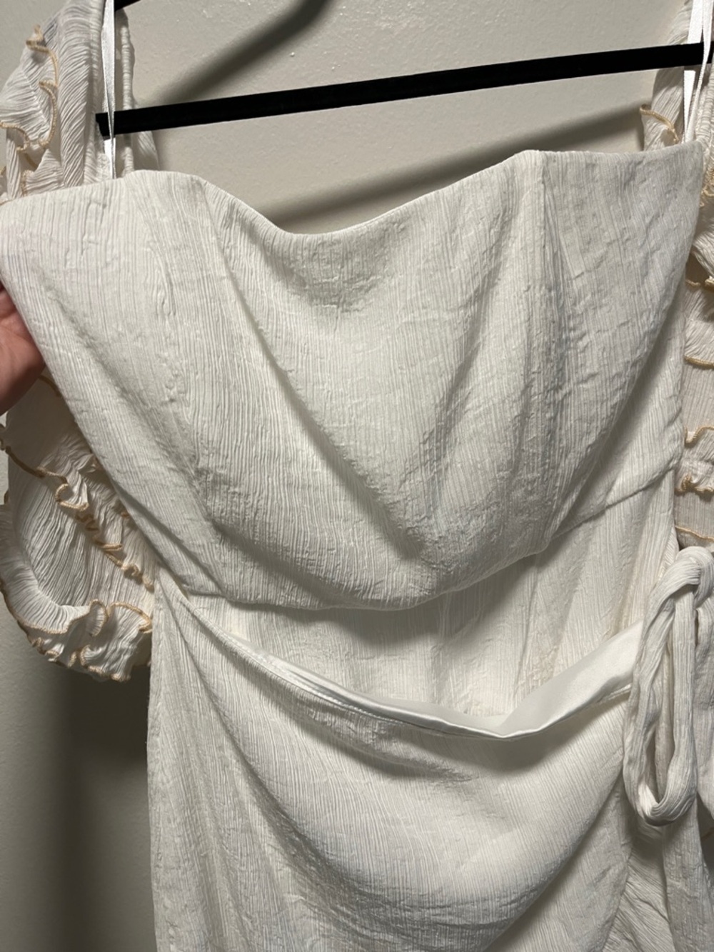SABO SKIRT Cream Mini Wrap Dress, Off-the-Shoulder, Ruffle Sleeves, Size L - Picture 6 of 10